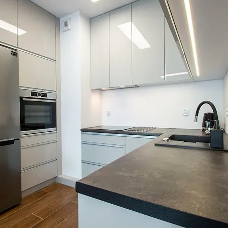 Grand - Bastion Walowa غدانسك