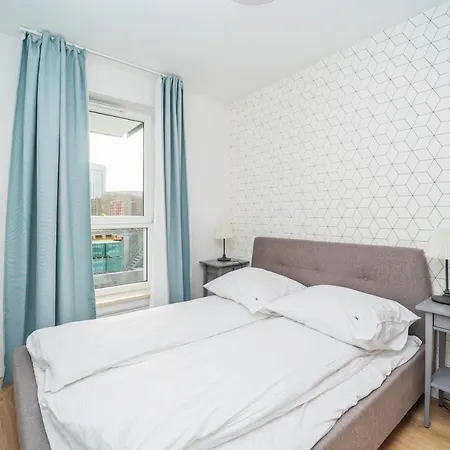 Grand - Bastion Walowa Apartamento *