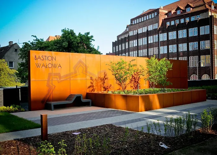 Grand - Bastion Walowa